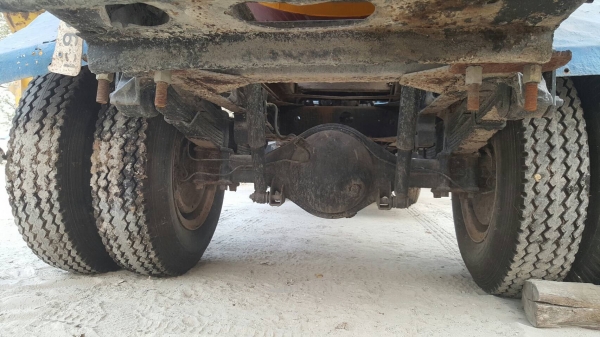 ขายตามสภาพ รถโม่ปูน 2.5 คิว ISUZU NKR ไม่มีทะเบียน เครื่อง 4BE1 110 แรงม้า คัสซีสวยตลอดเส้น แต่งเกียร์สั้น ปั้มไฮดรอริคเสีย ราคาคุยกันได้ครับ