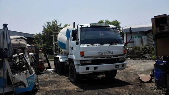 ขาย10ล้อ2เพลาโม่ปูน อีซูซุCXZ275แรง 6RBแชชซีสวยโม่7คิว สภาพพร้อมวิ่งงาน ขาย10ล้อ2เพลาโม่ปูน อีซูซุCXZ275แรง 6RBแชชซีสวยโม่7คิว สภาพพร้อมวิ่งงาน