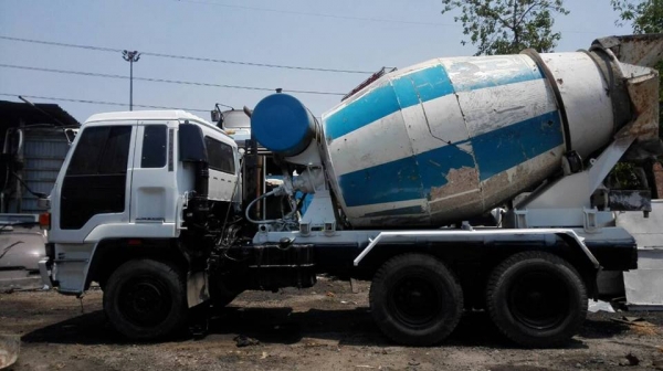 ขาย10ล้อ2เพลาโม่ปูน อีซูซุCXZ275แรง 6RBแชชซีสวยโม่7คิว สภาพพร้อมวิ่งงาน ขาย10ล้อ2เพลาโม่ปูน อีซูซุCXZ275แรง 6RBแชชซีสวยโม่7คิว สภาพพร้อมวิ่งงาน