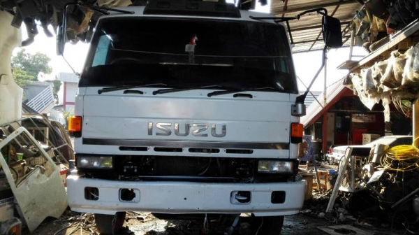 ขาย10ล้อ2เพลาโม่ปูน อีซูซุCXZ275แรง 6RBแชชซีสวยโม่7คิว สภาพพร้อมวิ่งงาน ขาย10ล้อ2เพลาโม่ปูน อีซูซุCXZ275แรง 6RBแชชซีสวยโม่7คิว สภาพพร้อมวิ่งงาน