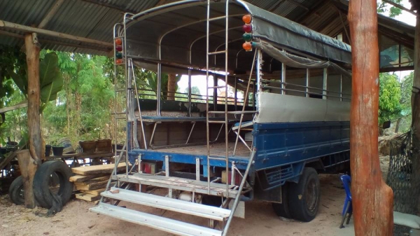 **188,000 บ.ต่อรอง/// 6ล้อโดยสาร TOYOTA DYNA 300 BU87 -115แรง รถห้างแท้ (2ใบปัด) เครื่อง/เกียร์/ช่วงล่าง เดิมๆ คัสซีสวย พ.ธรรมดา หลังคาโดยสาร4.30ม. ยาง7.50/16 ใช้งานวิ่งโดยสารนักเรียนอยู่ พร้อมใช้ เล่มฯ ภาษีขาด1ปี ตามสภาพ **ขาย TOYOTA DYNA-115แรง 6ล้อบรรท **188,000 บ.ต่อรอง/// 6ล้อโดยสาร TOYOTA DYNA 300 BU87 -115แรง รถห้างแท้ (2ใบปัด) เครื่อง/เกียร์/ช่วงล่าง เดิมๆ คัสซีสวย พ.ธรรมดา หลังคาโดยสาร4.30ม. ยาง7.50/16 ใช้งานวิ่งโดยสารนักเรียนอยู่ พร้อมใช้ เล่มฯ ภาษีขาด1ปี ตามสภาพ **ขาย TOYOTA DYNA-115แรง 6ล้อบรรท