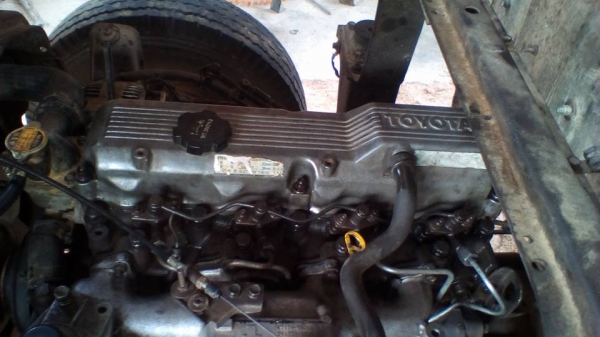 **188,000 บ.ต่อรอง/// 6ล้อโดยสาร TOYOTA DYNA 300 BU87 -115แรง รถห้างแท้ (2ใบปัด) เครื่อง/เกียร์/ช่วงล่าง เดิมๆ คัสซีสวย พ.ธรรมดา หลังคาโดยสาร4.30ม. ยาง7.50/16 ใช้งานวิ่งโดยสารนักเรียนอยู่ พร้อมใช้ เล่มฯ ภาษีขาด1ปี ตามสภาพ **ขาย TOYOTA DYNA-115แรง 6ล้อบรรท **188,000 บ.ต่อรอง/// 6ล้อโดยสาร TOYOTA DYNA 300 BU87 -115แรง รถห้างแท้ (2ใบปัด) เครื่อง/เกียร์/ช่วงล่าง เดิมๆ คัสซีสวย พ.ธรรมดา หลังคาโดยสาร4.30ม. ยาง7.50/16 ใช้งานวิ่งโดยสารนักเรียนอยู่ พร้อมใช้ เล่มฯ ภาษีขาด1ปี ตามสภาพ **ขาย TOYOTA DYNA-115แรง 6ล้อบรรท