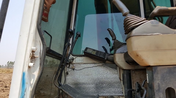 ขายรถขุดแบ็คโค pc200-5 komatsu ไฟฟ้าครบ ช่วงล่างใหม่ ทำงานเร็ว เอกสารเล่มทะเบียน พร้อมลุยงาน ขายรถขุดแบ็คโค pc200-5 komatsu ไฟฟ้าครบ ช่วงล่างใหม่ ทำงานเร็ว เอกสารเล่มทะเบียน พร้อมลุยงาน