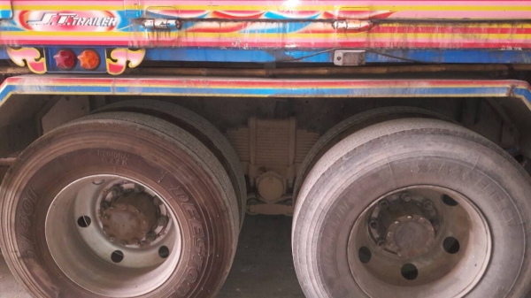 สิบล้อ ฮีโน่ 344ปี56 แม่ดั้ม+ลูก3คานไม่ดั้ม สภาพดีเดิมๆสวยพายในครบใช้งานน้อย วิ่ง.แสน.กม.นิดๆ ทะเบียนพร้อมโอน สิบล้อ ฮีโน่ 344ปี56 แม่ดั้ม+ลูก3คานไม่ดั้ม สภาพดีเดิมๆสวยพายในครบใช้งานน้อย วิ่ง.แสน.กม.นิดๆ ทะเบียนพร้อมโอน