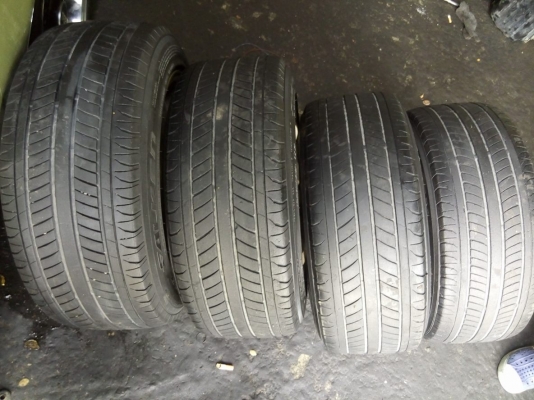 TE37 ขอบ 15 กว้าง 8 ใส่รถ 4 รู 100 และ 114 พร้อมยาง