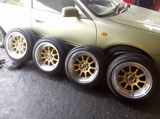 XXR 15 กว้าง 8 เดิมๆสภาพสวย พร้อมยางดันลอป 195 50 15 ดอกเต็ม XXR 15 กว้าง 8 เดิมๆสภาพสวย พร้อมยางดันลอป 195 50 15 ดอกเต็ม