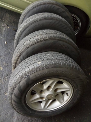 แม็กเดิมรถกระบะมิตซูบิชิ 6 รู พร้อมยาง ราคา 4900 บาท