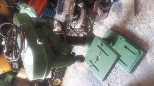 ขาย !! สว่านแท่นฮิตาชิ.ขนาดกลาง สภาพพร้อมใช้งาน