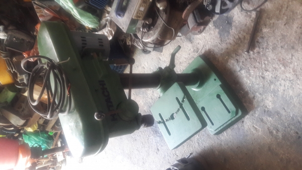 ขาย !! สว่านแท่นฮิตาชิ.ขนาดกลาง สภาพพร้อมใช้งาน