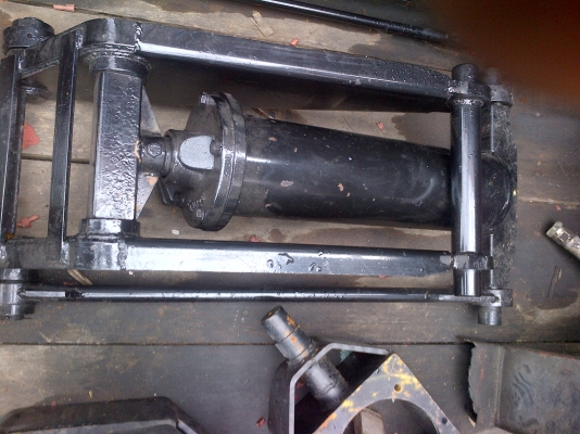 ขายชุดกระบอกดั้ม 4 ตันครบชุด 32000 โทร 0906208746