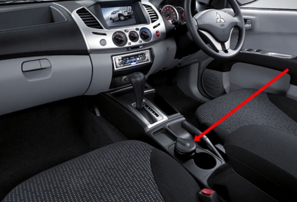 ที่เขี่ยบุหรี่ รถมิตซูบิชิ ไทรทัน แท้ติดรถ ที่เขี่ยบุหรี่ รถมิตซูบิชิ ไทรทัน แท้ติดรถ