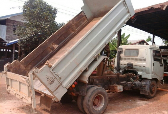 ปรับ ราคาขาย 429,000บ หกล้อ ฮีโน่ FC120ปี40ซุปเปอร์เสีย ดั้มสามมิต5คิว แอร์ สภาพดีสวยบางเดิมๆพร้อมใช้งาน ทะเบียนภาษีเต็มพร้อมโอน