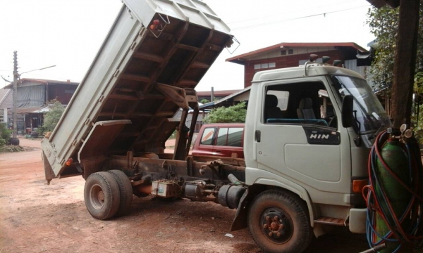 ปรับ ราคาขาย 429,000บ หกล้อ ฮีโน่ FC120ปี40ซุปเปอร์เสีย ดั้มสามมิต5คิว แอร์ สภาพดีสวยบางเดิมๆพร้อมใช้งาน ทะเบียนภาษีเต็มพร้อมโอน