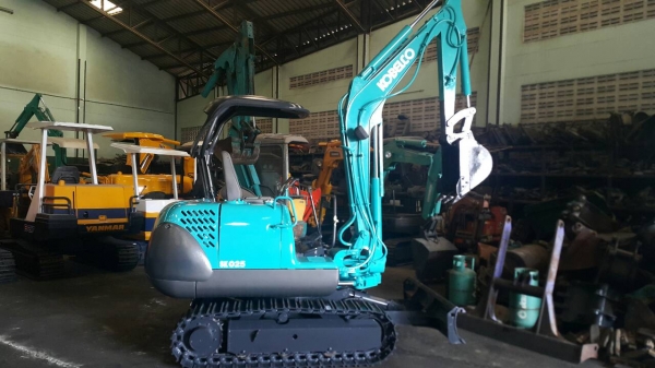 ขาย รถขุด KOBELCO รุ่น SK025 มือสองญี่ปุ่น แทรกเหล็ก พร้อมไลน์ ใส่หัวกระแทกได้ ปั้มนิ้ว คอนโทรลสั้น ทำงานไว มือถือ/LINE ID : 0818753444
