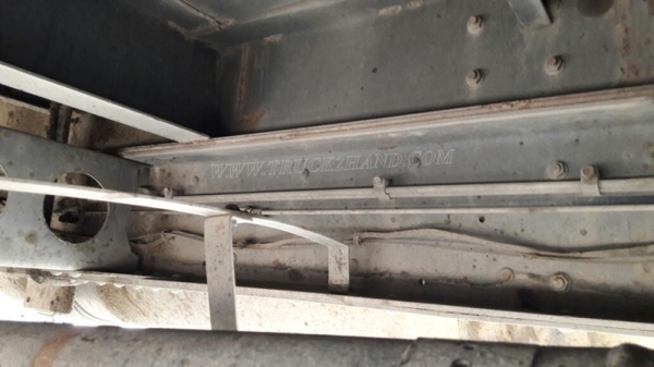 รถมิตซูบิชิ พื้นเรียบ 220 แรงม้า จดทะเบียนปี 2546 กระบะยาว 7.20 เมตร