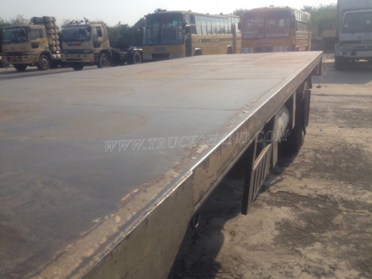 รถมิตซูบิชิ พื้นเรียบ 220 แรงม้า จดทะเบียนปี 2546 กระบะยาว 7.20 เมตร