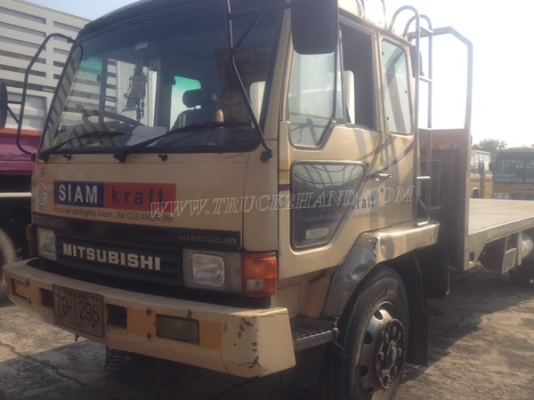 รถมิตซูบิชิ พื้นเรียบ 220 แรงม้า จดทะเบียนปี 2546 กระบะยาว 7.20 เมตร