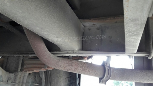 รถมิตซูบิชิ พื้นเรียบ 220 แรงม้า จดทะเบียนปี 2546 กระบะยาว 7.20 เมตร