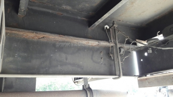 รถมิตซูบิชิ พื้นเรียบ 220 แรงม้า จดทะเบียนปี 2546 กระบะยาว 7.20 เมตร