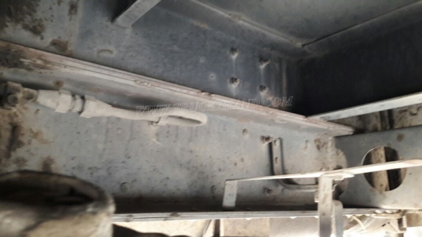 รถมิตซูบิชิ พื้นเรียบ 220 แรงม้า จดทะเบียนปี 2546 กระบะยาว 7.20 เมตร