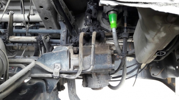 รถมิตซูบิชิ พื้นเรียบ 220 แรงม้า จดทะเบียนปี 2546 กระบะยาว 7.20 เมตร