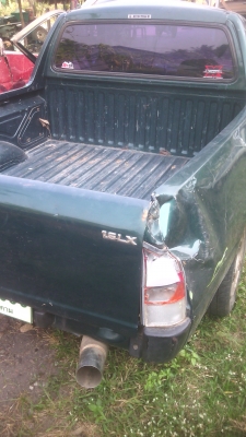 รถกะบะนิสสันเอ็นวี