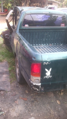 รถกะบะนิสสันเอ็นวี