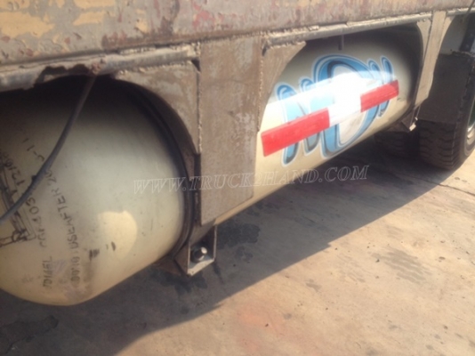 รถมิตซูบิชิ พื้นเรียบ 220 แรงม้า