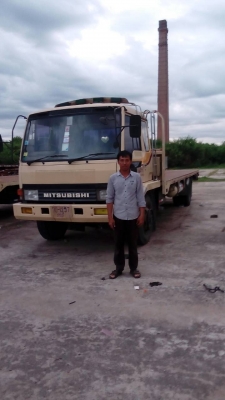 รถมิตซูบิชิ พื้นเรียบ 220 แรงม้า