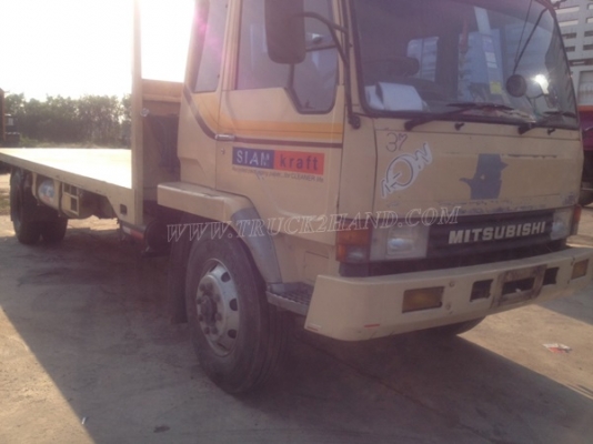 รถมิตซูบิชิ พื้นเรียบ 220 แรงม้า จดทะเบียนปี 2546 กระบะยาว 7.20 เมตร