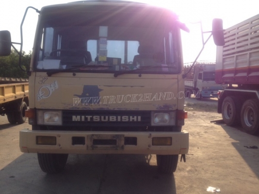 รถมิตซูบิชิ พื้นเรียบ 220 แรงม้า จดทะเบียนปี 2546 กระบะยาว 7.20 เมตร