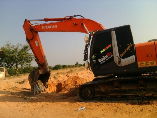 ขายด่วน!! Hitachi zx-3 สภาพสวยๆค่ะ