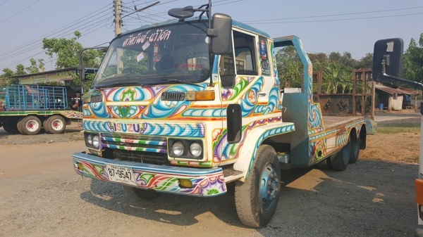 ขาย10ล้อ1เพลา เทรลเลอร์ อีซูซุjcm165 ลากรถเกี่ยวข้าวแบ็คโค120 ทะเบียนครบ พร้อมวิ่งใช้งาน