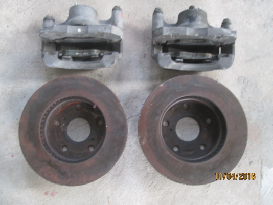 ขายชุดดิสเบรค TOYOTA วีโก้ แคปเตี้ย 5 รู ขายชุดดิสเบรค TOYOTA วีโก้ แคปเตี้ย 5 รู