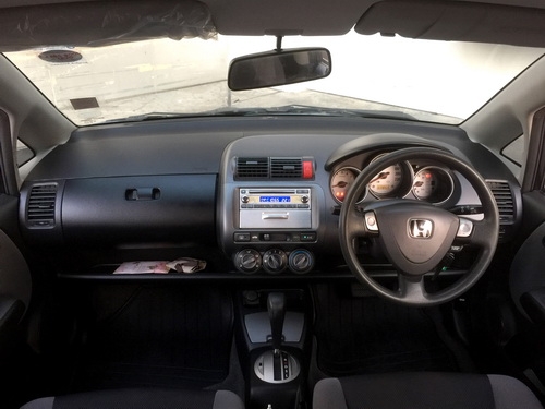 **Jazz ปี05 ตัวE สีดำ ออโต้ ท็อปสุดของรุ่น เลขไมล์น้อย สีเดิม ไม่เคยชน ขับง่าย จอดสบาย ราคาถูก**