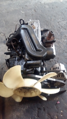 เครื่องยนต์ Forklift 4D94E KOMATSU FD25T-14 เครื่องยนต์ Forklift 4D94E KOMATSU FD25T-14