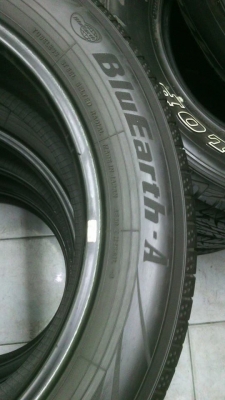 YOKOHAMA Bluearth-A 215/55-17 YOKOHAMA Bluearth-A 215/55-17