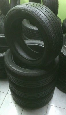 YOKOHAMA Bluearth-A 215/55-17 YOKOHAMA Bluearth-A 215/55-17