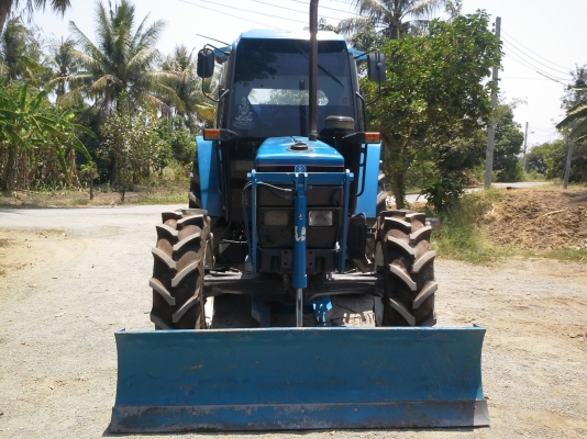 ขายฟอดร์ 6640สองเพานิวฮอแลน เกียร 24&times;24 แอเย็นดันหน้า  หางเจ็ดเอกสารอินวอยสภาพพร้อมใช้