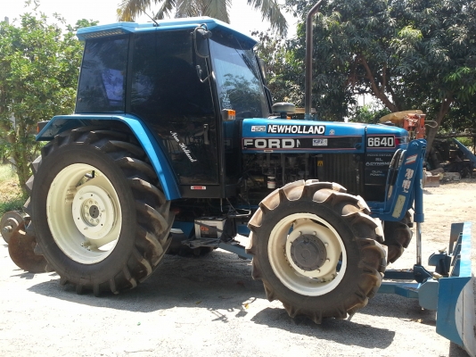 ขายฟอดร์ 6640สองเพานิวฮอแลน เกียร 24&times;24 แอเย็นดันหน้า  หางเจ็ดเอกสารอินวอยสภาพพร้อมใช้