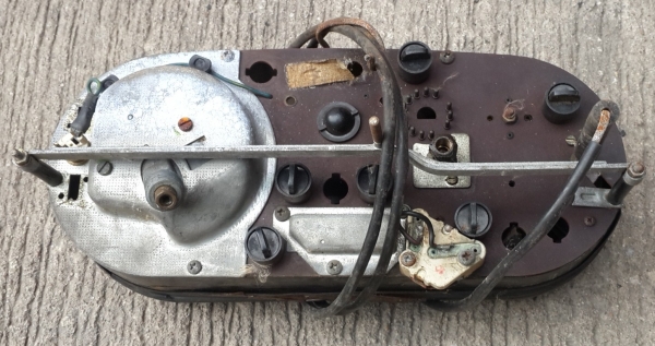 ขายเรือนไมล์w115-W108-ราคา1500บ สนใจติดต่อได้ครับ