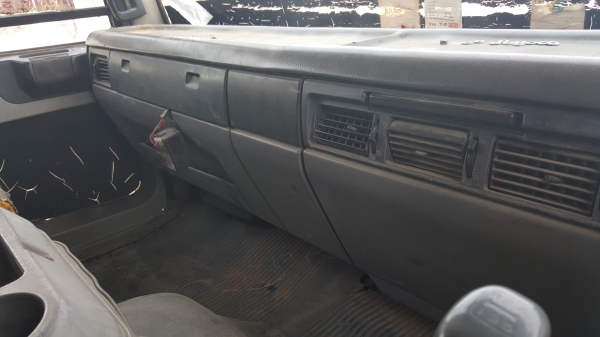 ขายรถ10ล้อ2เพลาบรรทุกน้ำมันHINO 3M240 ช่วงล่างดี สภาพสวยเดิม แชชซีสวยเดิมสีเดิม หัวเดิมบาง เครื่องแน่นมีระบบลากลูก สภาพพร้อมใช้งาน เอกสารเล่มทะเบียนครบ ขายรถ10ล้อ2เพลาบรรทุกน้ำมันHINO 3M240 ช่วงล่างดี สภาพสวยเดิม แชชซีสวยเดิมสีเดิม หัวเดิมบาง เครื่องแน่นมีระบบลากลูก สภาพพร้อมใช้งาน เอกสารเล่มทะเบียนครบ