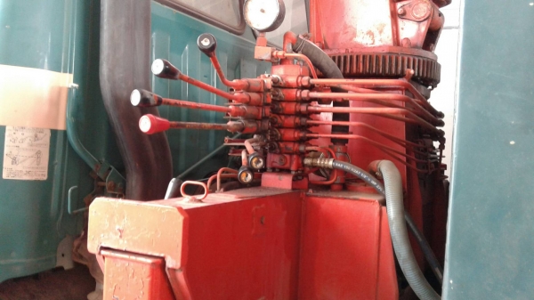 ขาย 595,000บ หกล้อ ฮีโน่ FD180pawer เครน 3ตัน ท้องวี ช่วงยาว 6.50ม สภาพดีสวยพร้อมใช้งาน  เล่มทะเบียนพร้อมโอม