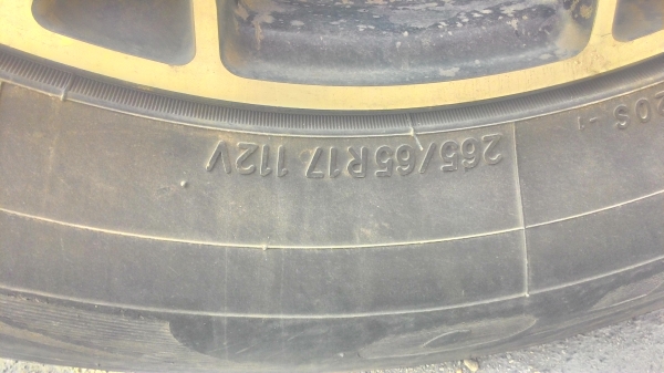 ขายแม็กพร้อมยางขอบ17ขนาด265/65/17 ขายแม็กพร้อมยางขอบ17ขนาด265/65/17