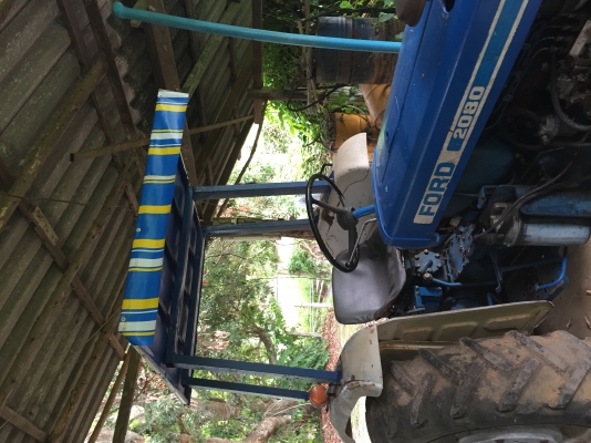 รถไถFord 2080 ขับ 2WD 4 สูบ 36 แรงม้า แบตเตอรี่ใหม่ มีเล่มทะเบียน ไฮโดรลิกขึ้นลงรวดเร็ว PTO ดี สภาพดี ราคาคุยกันได้ครับ