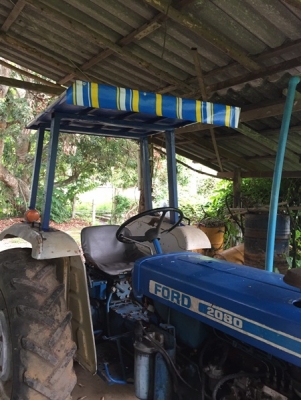 รถไถFord 2080 ขับ 2WD 4 สูบ 36 แรงม้า แบตเตอรี่ใหม่ มีเล่มทะเบียน ไฮโดรลิกขึ้นลงรวดเร็ว PTO ดี สภาพดี ราคาคุยกันได้ครับ