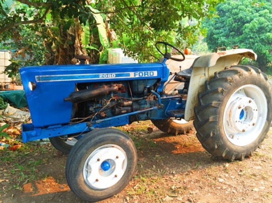 รถไถFord 2080 ขับ 2WD 4 สูบ 36 แรงม้า แบตเตอรี่ใหม่ มีเล่มทะเบียน ไฮโดรลิกขึ้นลงรวดเร็ว PTO ดี สภาพดี ราคาคุยกันได้ครับ