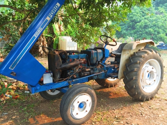 รถไถFord 2080 ขับ 2WD 4 สูบ 36 แรงม้า แบตเตอรี่ใหม่ มีเล่มทะเบียน ไฮโดรลิกขึ้นลงรวดเร็ว PTO ดี สภาพดี ราคาคุยกันได้ครับ