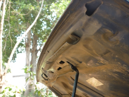 มาสด้า ธันเดอร์ B 2500