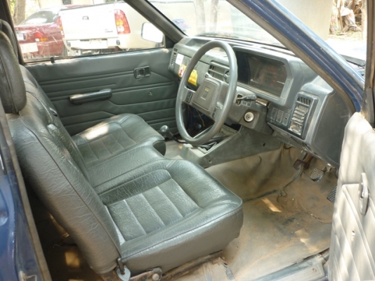 มาสด้า ธันเดอร์ B 2500